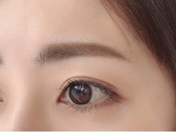 フロウバイアルピナ(flow by alpina)の写真/【アイブロウ】話題の似合わせ美眉スタイリング!!セルフケアが苦手な方や似合うデザインが分からない方に◎