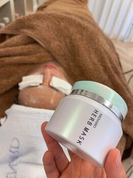 メナードフェイシャルサロン 中萩/ハーブピーリング