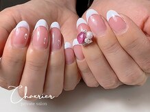シャルリエール(Chaxrier)/フレンチネイル