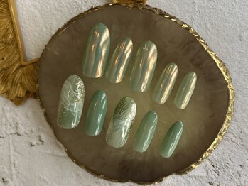 ネイルズロータス(Nails Lotus)の写真/大人女性が心躍る、高品質のネイルを提供＊トップクラスのモチの良さ◎オリジナリティも楽しめる本格アート