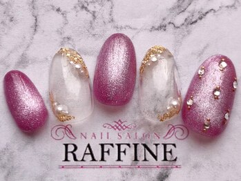 ネイルサロンアンドスクール ラフィーネ 池袋店/マグ×フレーム◆￥7990