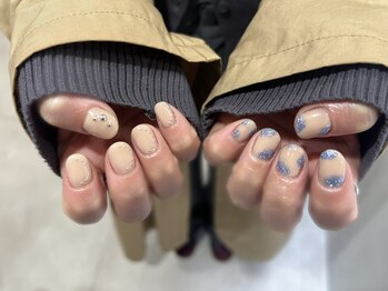 ローラン(LORAN)/ちぐはぐデザインネイル