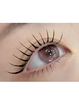 ボリュームのある目元にしたい