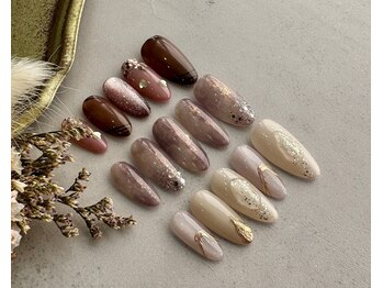 ネイルサロン レボルデ/今月のネイル10本デザイン