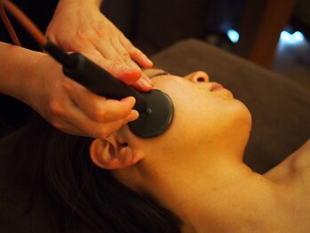 ランネル(Runnel)の写真/【お出かけが増える季節はしっかり小顔に！】当店自慢のインディバフェイシャルでくすみやたるみを改善◎