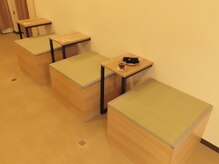 ゆびんちゅ/待合の椅子