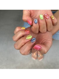 ポップなカジュアルデザイン