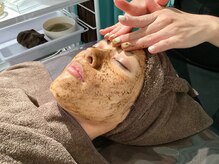 ティンクル(TWINKLE)/MIDORIハーブピーリングで育肌！