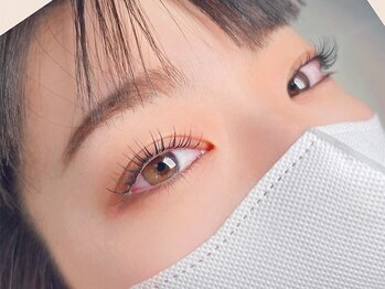 ベリンダ(BELINDA)の写真/【初回マスカラパーマ¥4,400】特殊な技法を使い、ビューラーいらずで1本1本がスッと上向きカールが長続き！