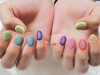 ジョリ ネイルズ(Jolie nails)/お持ち込み囲みグラデ