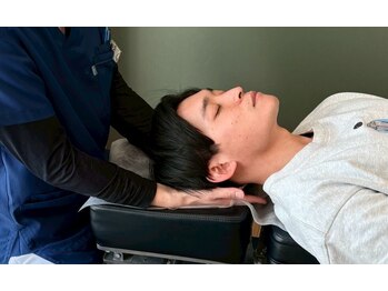 ひつじ整骨院 蓮田院の写真/★辛い腰痛・体の不調にお悩みの男性が続々来店中!反り腰、猫背を整え痛みを改善に導きます♪