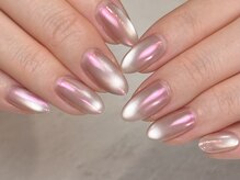 ベリーネイル(Berry Nail)の雰囲気（マグネットもオーロラも美しいフォルム♪(参考価格￥8,800)）