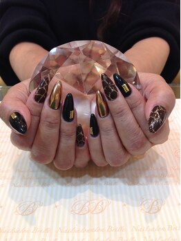 エスフィーネイルサロン ブリーユ(Esfy nailsalon Brille)/キリン柄ネイル