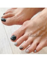 ラディアント 学芸大学(Radiant)/モノトーンカラー