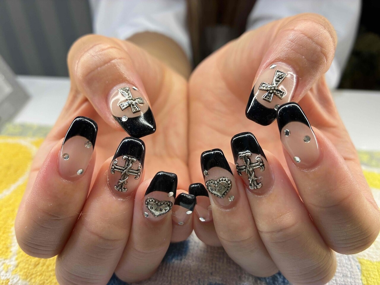 ネイルアンドアイラッシュ アズ(AZ)｜ホットペッパービューティー