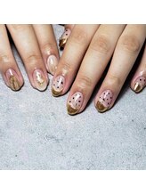 イル(ile)/ダルメシアン風ニュアンスネイル