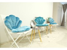 アルピニア(Alpinia)/待合スペースです♪こちらで受付