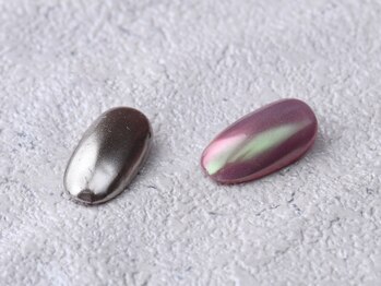 レヴィア(REVIA)/ミラーネイル