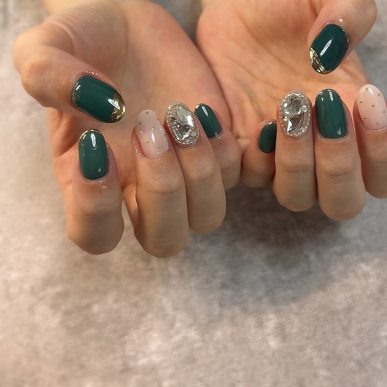 2026年春トレンド】グリーン リボン ハンドのネイルデザイン集｜人気順