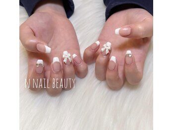 エヌ ネイルビューティ(N nail beauty)/フレンチネイル(カラーベース)