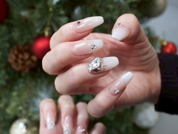 ネイル ビジュー(NAIL BIJOU)の写真/トレンドに合わせたデザインや手が美しく見える長さをご提案♪イベント前にも◎お好みの長さやデザインに★