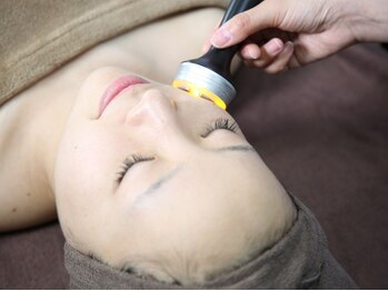 カーロ(CARO)の写真/肌が綺麗になれば、毎日のモチベーションも急上昇♪プロの技で本来の輝きを引き出し、心弾む日常へ。