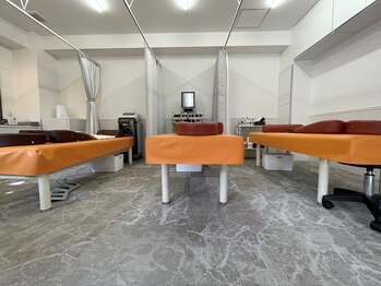 くわはら接骨院/ベットは3床ご準備があります