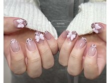 ヌアネイル(NUR NAIL)/