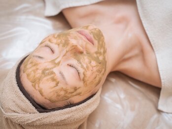 プチ ビサージュ ポワール(Petit Visage Poire)/当店オススメのハーブピーリング