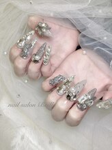 エスフィーネイルサロン ブリーユ(Esfy nailsalon Brille)/お任せキラキラデザイン