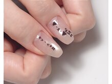 ヒュッゲ(Hygge)/顔文字ネイル