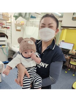 かおりビューティサロン/スタッフの無料お子さま見守り付