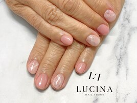 c-366 ふんわり大理石ネイル