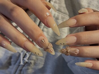 ローラ(ROLA)/