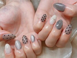マグネット　赤　グレー　ドット