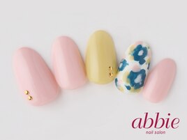 北欧風ハンドネイル　￥9944