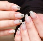 ワイネイル(Y nail)