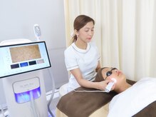 グローバルビューティー 池袋の雰囲気（カメラでの肌診断でのビフォーアフター撮影＋効果をその場で実感）