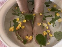 POWANの雰囲気(施術前の足浴で気持ちもほぐれます◎)