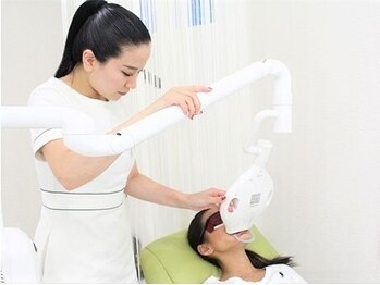 ホワイトニングサロン 京都烏丸店の写真/【嬉しい都度払いアリ】ホワイトニングをまだの方、やってみたけど効果に不満の方一度試してみてください!!