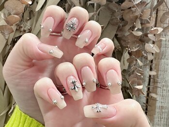 ソアラスネイル(Soaras Nail)/ピアスネイル