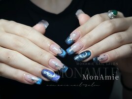 夜空にきらめく星と月ネイル