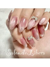 サロンドゥリベラ(Salon.de.Libera)/