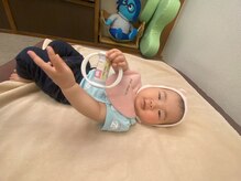 子育てママの整体サロン/施術中のお子様の様子