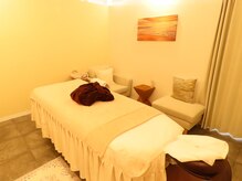 温オン(ON)/施術room