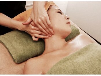 優もみ/フェイシャル小顔