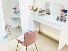 カラーブーケ(Color Bouquet)の雰囲気(白や大理石を基調とした広々空間で診断を受けていただけます◎)