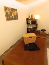 温オン(ON)/施術room