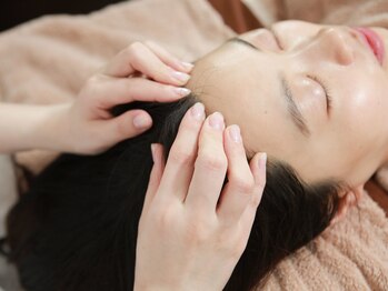 フラーブ(Flourb)/ハーブ|頭皮マッサージ