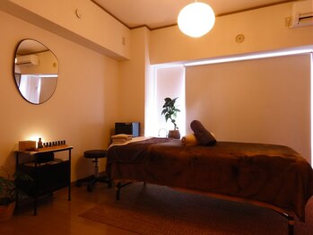 ことりと葉 平尾店/和モダンテイストの癒し空間